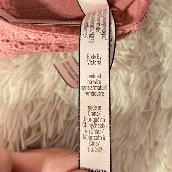 Set of 2 No Wire Bralettes Army Green and Lace Pink - Picture 9 of 9